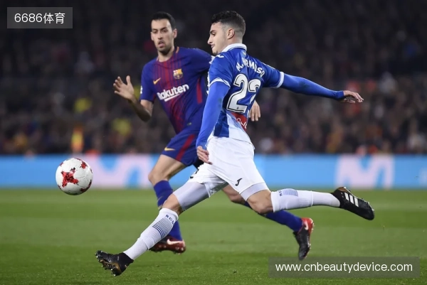 法尔克:曼城加入埃尔马拉争夺战,拜仁要求科隆给报价信息 法尔克:曼城加入埃尔马拉争夺战,拜仁要求科隆给报价信息