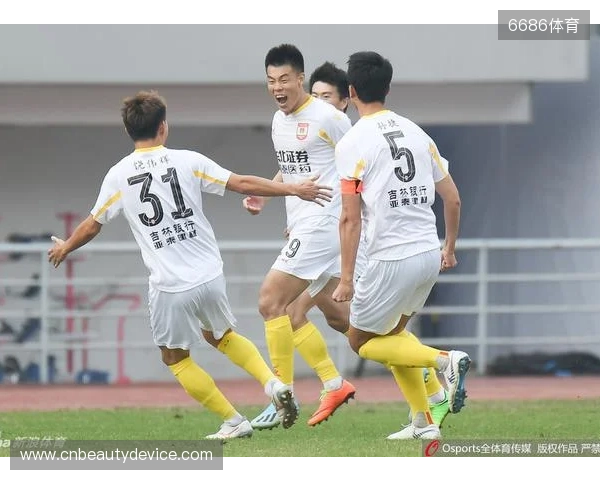 老兵不死！37岁谭龙中国顶级联赛出场200场，其中亚泰193场进87球