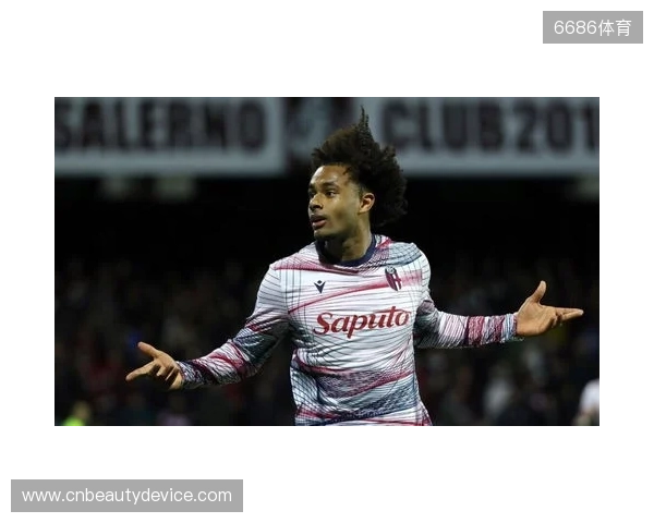 记者：齐尔克泽有可能会离队，曼联有信心从他身上收回转会费